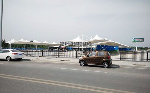 新鄉(xiāng)高鐵東站公交場膜結(jié)構車棚