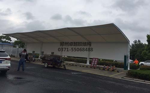 駐馬店華駿車(chē)輛工業(yè)園膜結(jié)構(gòu)車(chē)棚