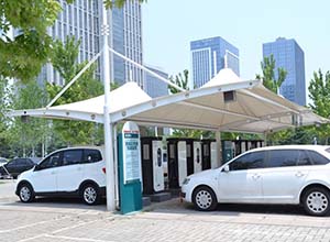 運城膜結(jié)構(gòu)車棚【廠家直銷】運城<font color='red'>膜結(jié)構(gòu)停車棚</font>,張拉膜車棚