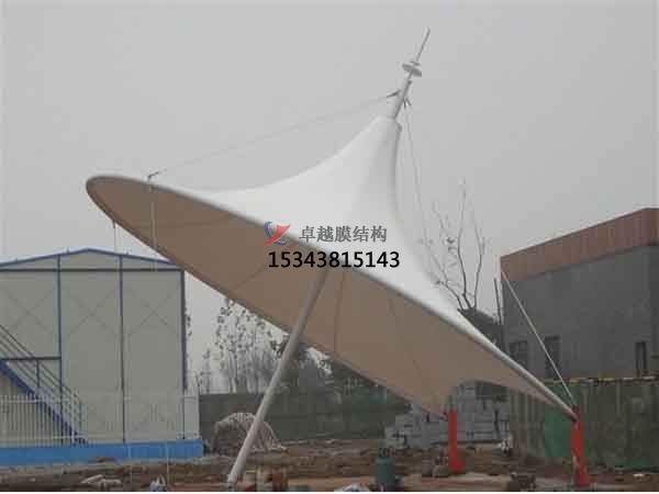 漳州<font color='red'>張拉膜結(jié)構(gòu)</font>景觀小品【案例圖片】
