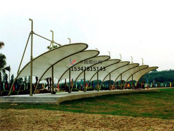 冬季搭建膜結(jié)構(gòu)需要注意事項(xiàng)有哪些？