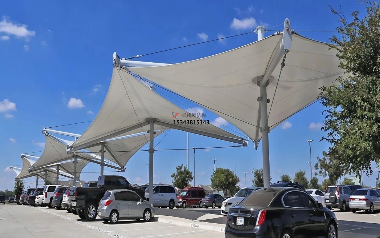 PVDF<font color='red'>膜結(jié)構(gòu)停車(chē)棚</font>